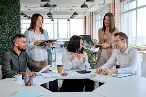 collaborateurs qui collaborent