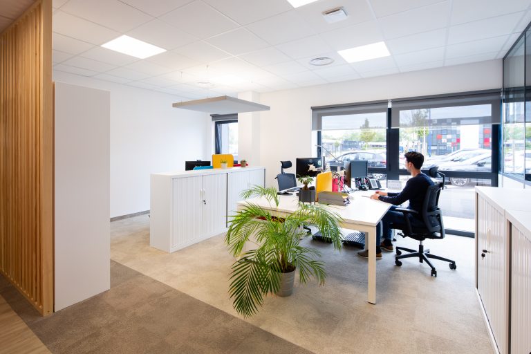 Bureaux de Groupe Qualiconsult, livrés par ADP Group, à Entzheim, septembre 2021.